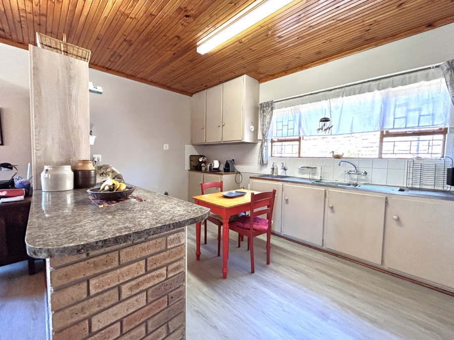 3 Bedroom Property for Sale in Wavecrest Eastern Cape